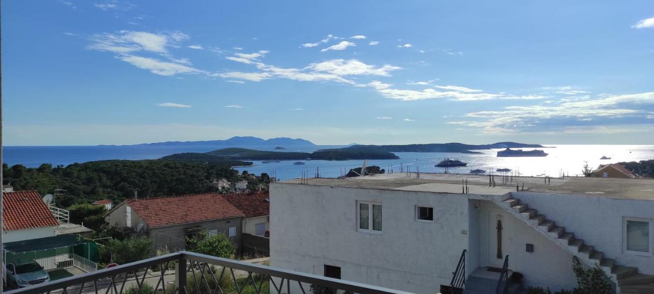 Apartment Lantana Hvar Đảo Hvar Ngoại thất bức ảnh