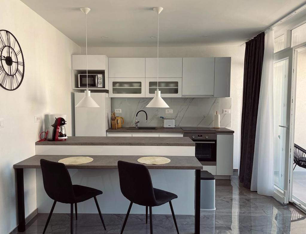 Apartment Lantana Hvar Đảo Hvar Ngoại thất bức ảnh